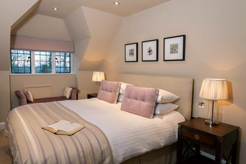 Laura Ashley The Manor is located in Elstree, Hertfordshire and comprises 49 individually designed rooms